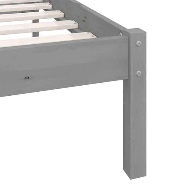 vidaXL Bedframe massief grenenhout grijs 150x200 cm