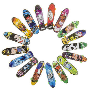 Decopatent® 48 STUKS Vinger Skateboard - Fingerboard - Mini Skateboard