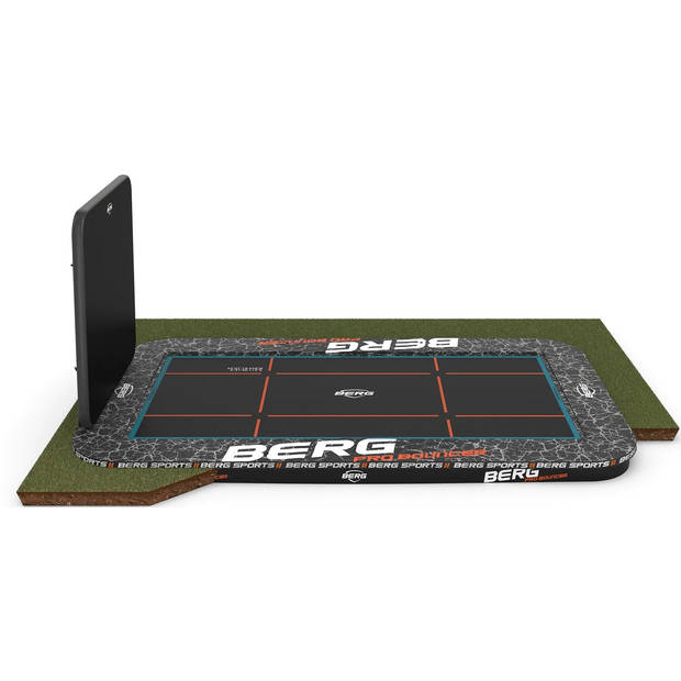 BERG Trampoline Ultim Pro Bouncer - Flatground - 500 x 300 cm - Met Aerowall - Zwart / Grijs - Airflow PRO Springmat