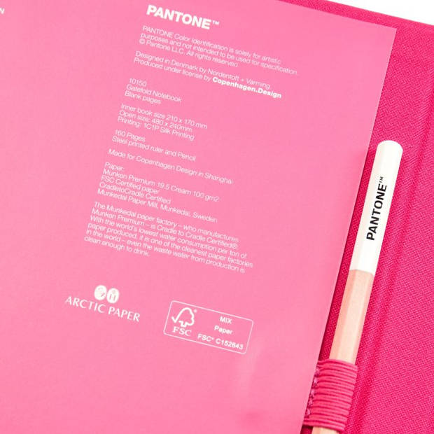 Copenhagen Design - Notitieboek Gelinieerd met Potlood - Dark Pink 213 C - Papier - Roze