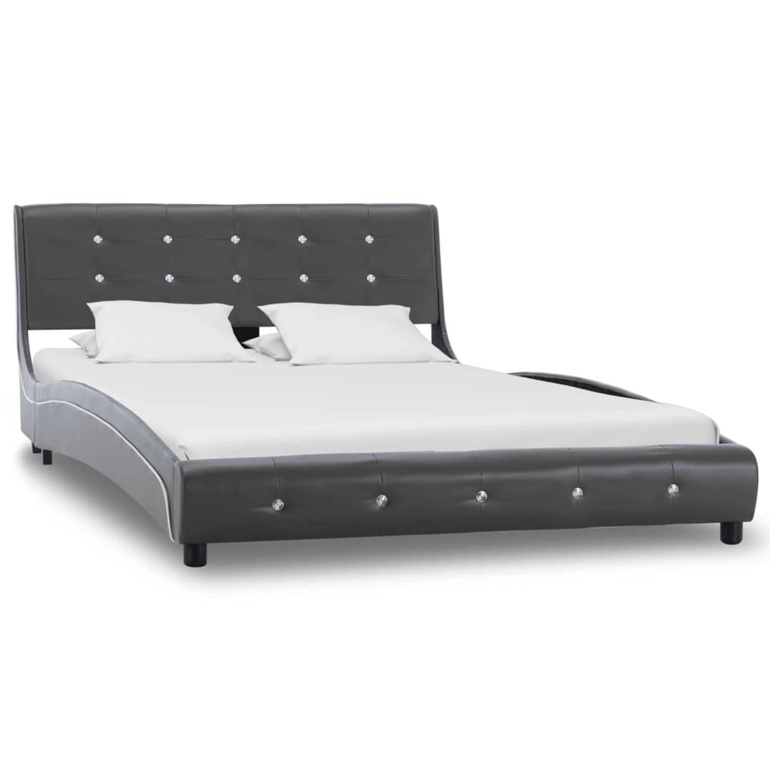 The Living Store Bed met matras kunstleer grijs 120x200 cm - Bed - Bedden - Tweepersoonsbed - Tweepersoonsbedden - Slaapmeubel - Slaapmeubels - Gestoffeerd Bed - Gestoffeerde Bedde