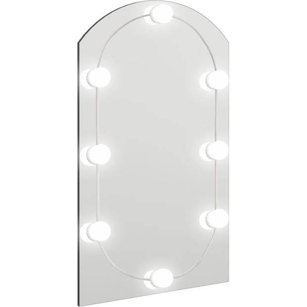 The Living Store Wand-gemonteerde Spiegel - 70 x 40 cm - Met LED-verlichting