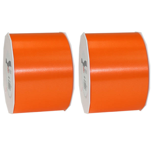 1x Brede luxe oranje kunststof lint rollen 9 cm x 91 meter cadeaulint verpakkingsmateriaal - Cadeaulinten