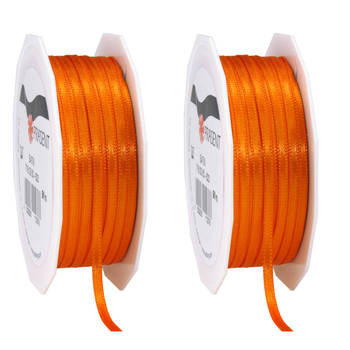 2x Luxe oranje satijnen lint rollen 0,3 cm x 50 meter cadeaulint verpakkingsmateriaal - Cadeaulinten
