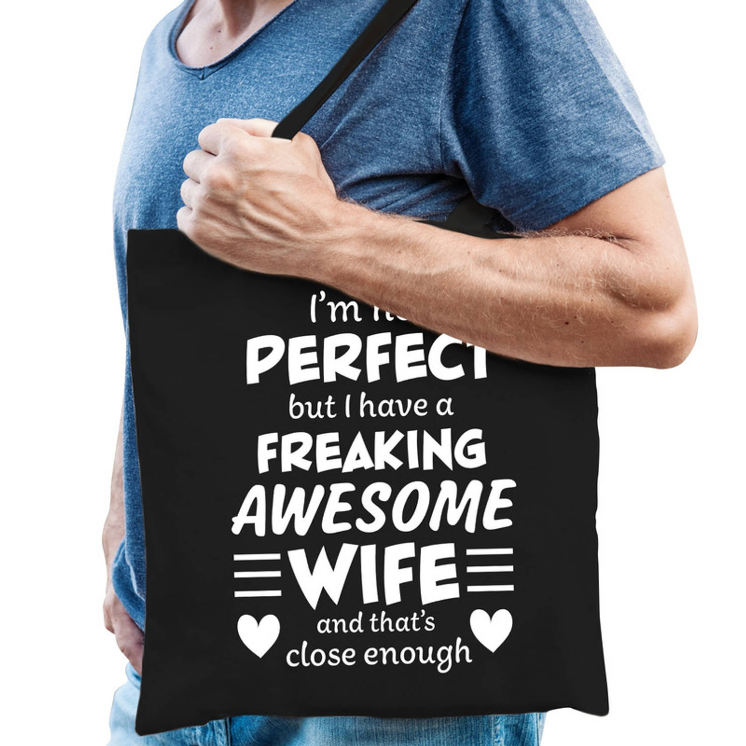 Frreaking awesome wife-vrouw kado tas zwart voor heren Feest Boodschappentassen