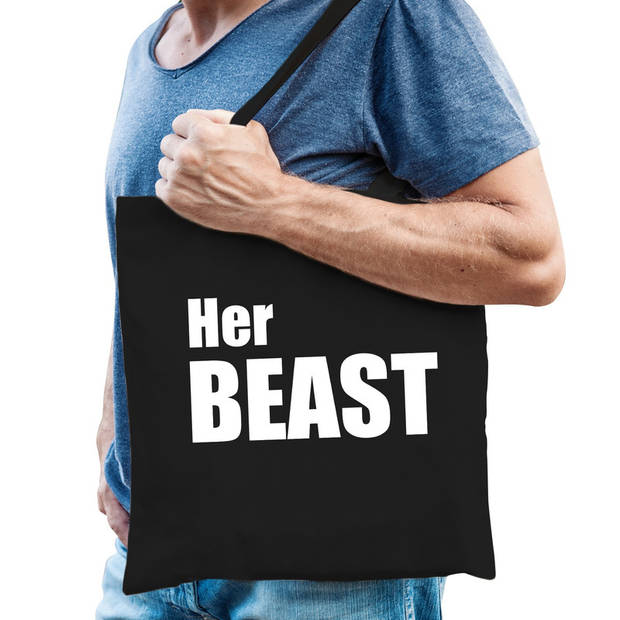 His beauty en her beast kadotassen / shoppers zwart katoen met witte tekst koppels / bruidspaar / echtpaar voor volwasse