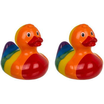 Rubber badeendje - 2x - Gay Pride/regenboog thema kleuren - badkamer artikelen - Feestdecoratievoorwerp