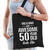 Awesome 50 year / 50 jaar cadeau tas zwart voor volwassenen - Feest Boodschappentassen