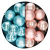 Kerstballen 24x stuks - mix lichtroze en ijsblauw - 6 cm - kunststof - Kerstbal
