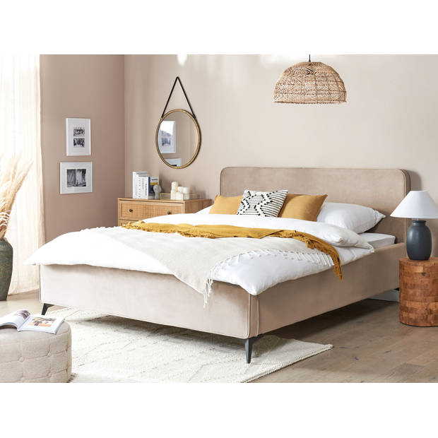 Beliani VALOGNES - Tweepersoonsbed-Beige-Fluweel