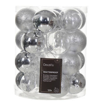 Decoris kerstballen - 50x stuks - 6 cm - kunststof -zilver - Kerstbal