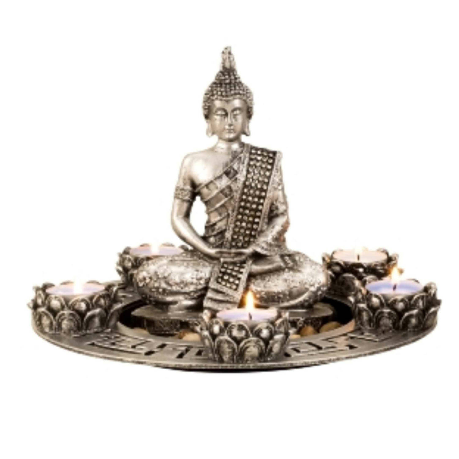 Boeddha beeldje met 5 kaarshouders op schaal kunststeen zilver 27 x 20 cm deco artikel Beeldjes