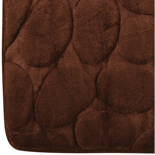 Badkamerkleedje/badmat tapijt - kiezel motief - vloermat - bruin - 50 x 80 cm - laagpolig - Badmatjes