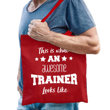 Bellatio Decorations cadeau tas trainer - katoen - rood -This is what an awesome trainer looks like - Feest Boodschappen