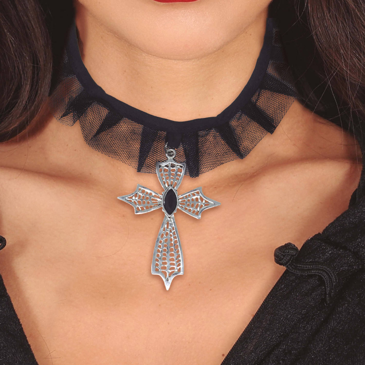 Fiestas Guirca Verkleed sieraden ketting met kruis zwart dames kunststof Heks-Non Verkleedketting