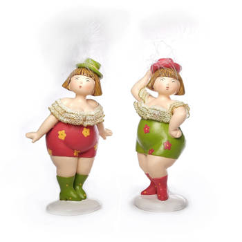 Woonkamer decoratie beeldjes set van 2 dikke dames met veren - 20 cm - Beeldjes