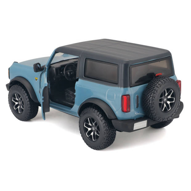 Maisto modelauto Ford Bronco Badlands - blauw - schaal 1:24 - Speelgoed auto's