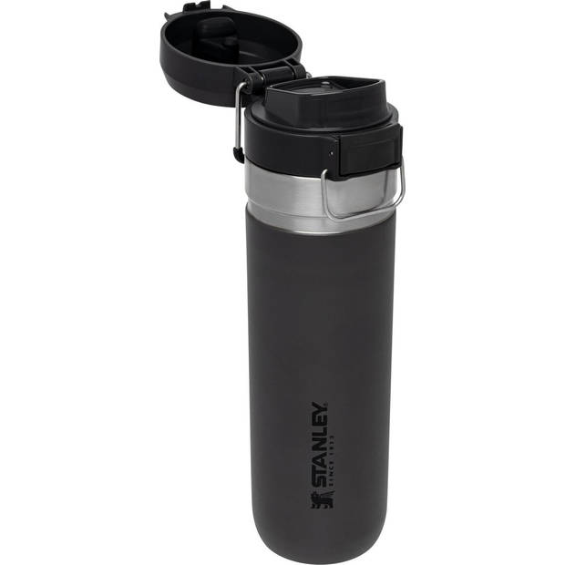 Stanley Quick Flip Water Bottle 0,7 L Charcoal (714499)