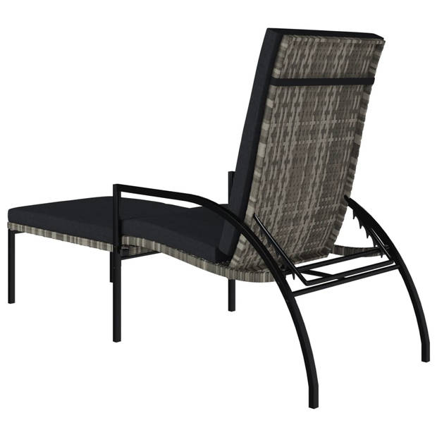 The Living Store Ligbed - Grijs Rattan - 195 x 60 x 55-102 cm - Verstelbare rugleuning - Stevig stalen frame