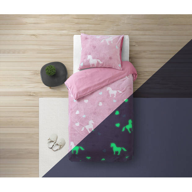 Sleeptime Glow in the dark Unicorn Dekbedovertrek - 140X200/220 + 1 x kussensloop 60x70 - Roze