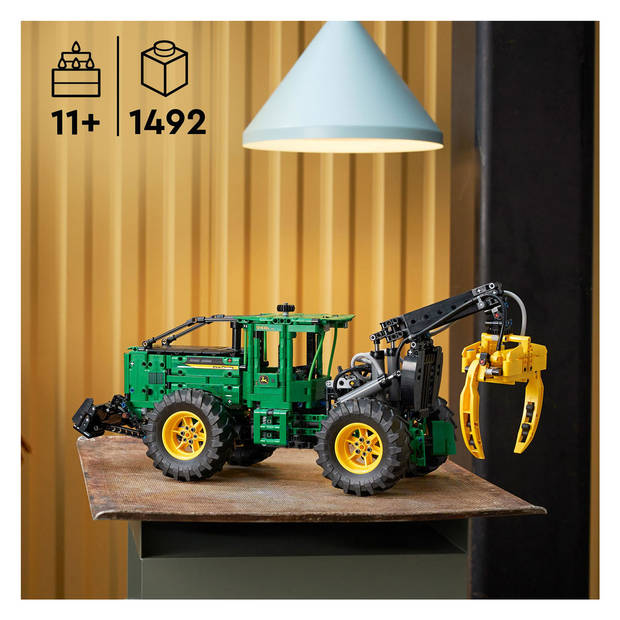 LEGO 42157 Technic John Deere 948L-II houttransportmachine (4111570)