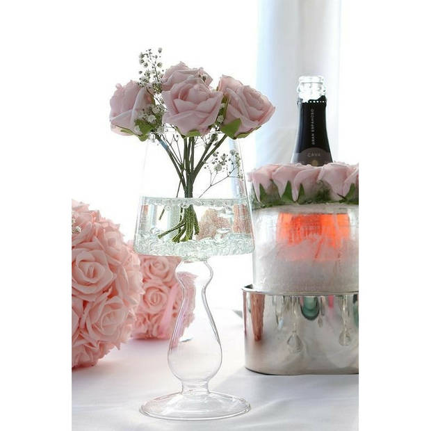 Ideas4seasons Decoratie roosjes foam - bosje van 7 - lichtroze - Dia 6 cm - Hobbydecoratieobject