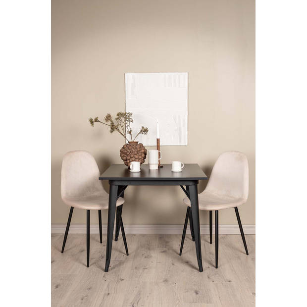 Tempe eethoek tafel zwart en 2 Polar stoelen beige.