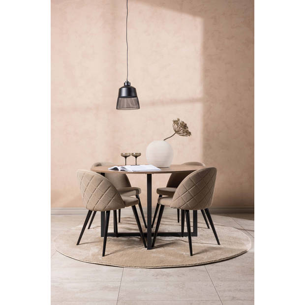 Durango eethoek tafel okkernoot decor en 4 Velvet stoelen beige.