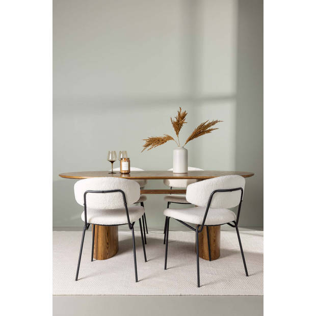 Isolde eethoek tafel naturel en 4 Chico stoelen wit.