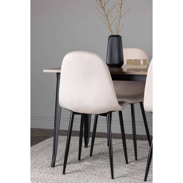 Tempe eethoek tafel okkernoot decor en 4 Polar stoelen beige.