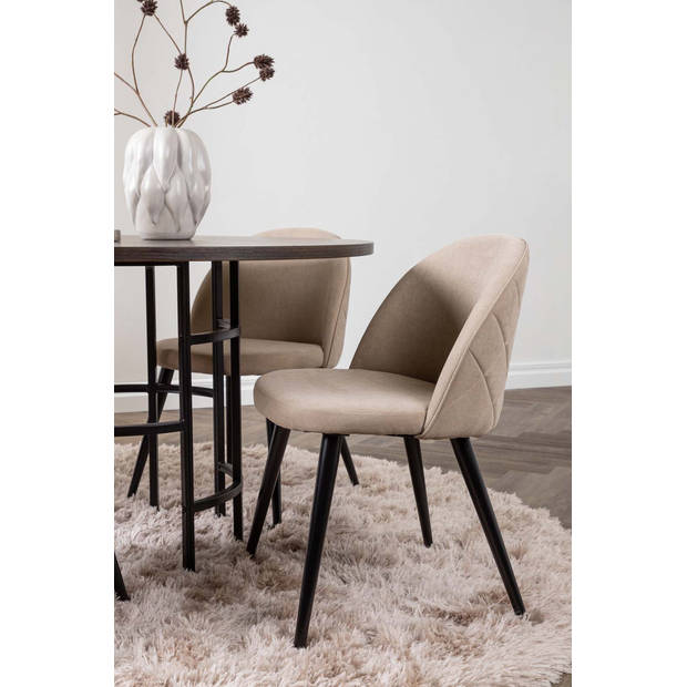 Copenhagen eethoek tafel mokka en 4 Velvet stoelen beige.