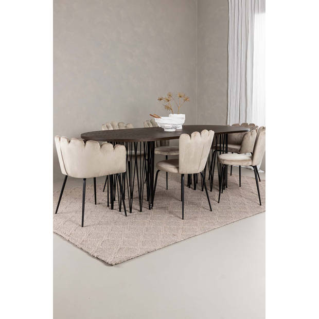 Stone eethoek tafel mokka en 4 Limhamn stoelen beige.