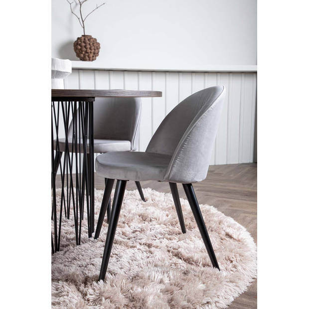 Stone eethoek tafel mokka en 4 Velvet stoelen grijs.