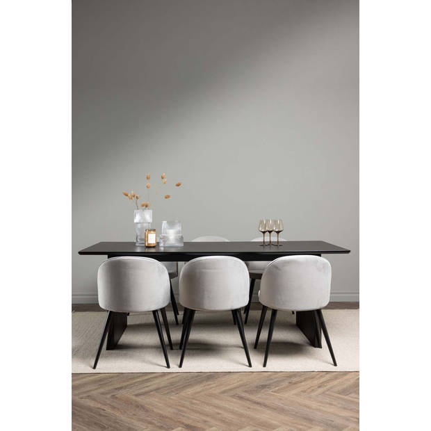 Vail eethoek tafel zwart en 6 Velvet stoelen grijs.