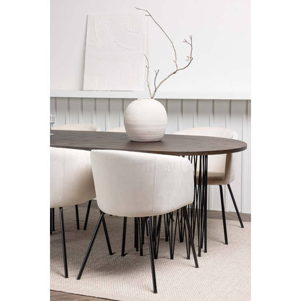 Stone eethoek tafel mokka en 6 berit stoelen beige.