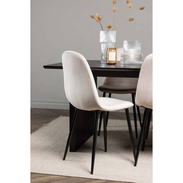 Vail eethoek tafel zwart en 6 Polar stoelen beige.