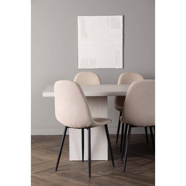 Olga eethoek tafel wit en 6 Polar stoelen beige.