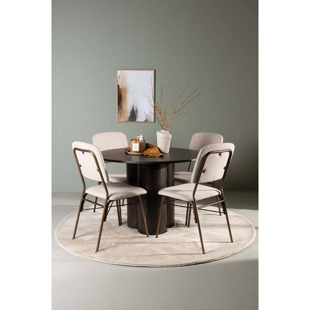 Olivia eethoek tafel mokka en 4 Seda stoelen beige.