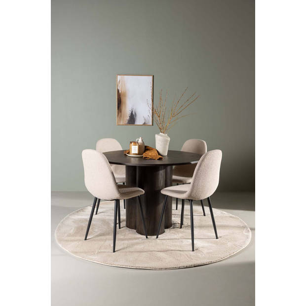 Olivia eethoek tafel mokka en 4 Polar stoelen beige.