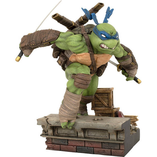 Teenage Mutant Ninja Turtle: Leonardo PVC Statue