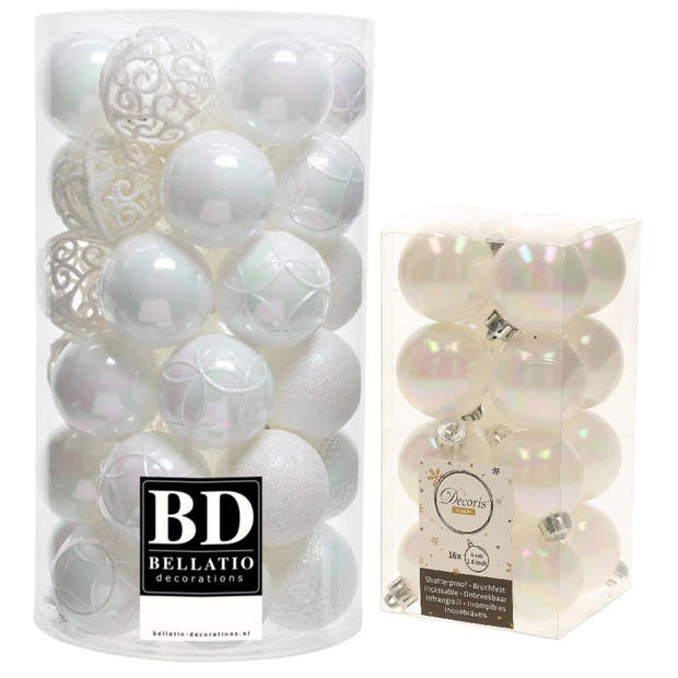 Kerstversiering kunststof kerstballen parelmoer wit 4-6 cm pakket van 53x stuks - Kerstbal