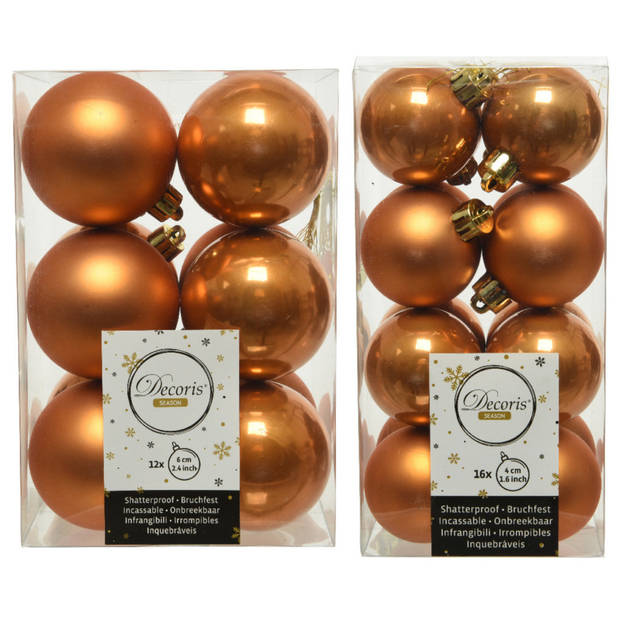 Kerstversiering kunststof kerstballen cognac bruin 4-6 cm pakket van 40x stuks - Kerstbal