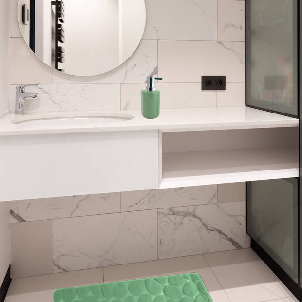 MSV badkamer droogloop mat/tapijt Kiezel - 50 x 80 cm - zelfde kleur zeeppompje - groen - Badmatjes