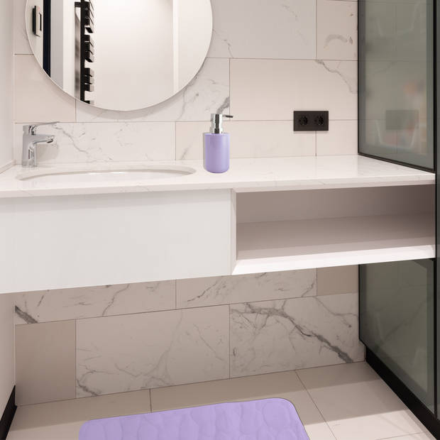 MSV badkamer droogloop mat/tapijt Kiezel - 50 x 80 cm - zelfde kleur zeeppompje - lila paars - Badmatjes