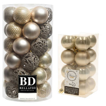 Kerstversiering kunststof kerstballen parel/champagne 4-6 cm pakket van 53x stuks - Kerstbal