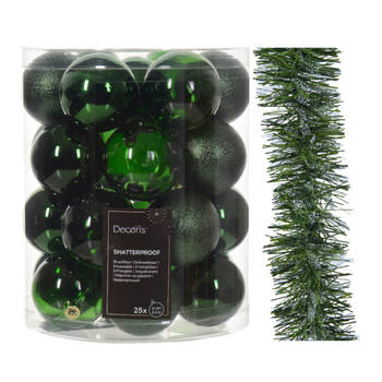Kerstversiering set - donkergroen - kerstballen 6 cm en slinger - kunststof - Kerstbal
