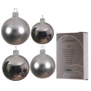 Glazen kerstballen pakket zilver glans/mat 38x stuks 4 en 6 cm inclusief haakjes - Kerstbal