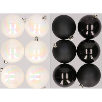 12x stuks kunststof kerstballen mix van parelmoer wit en zwart 8 cm - Kerstbal
