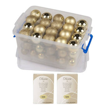Kerstballen/kerstversiering goud in box 70 stuks met kerstbalhaakjes - Kerstbal