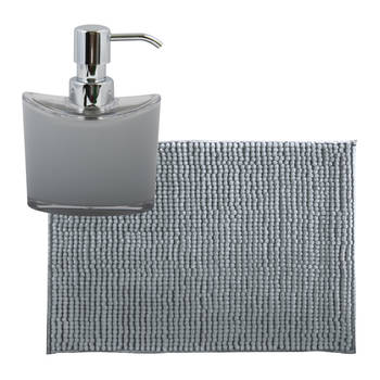 MSV badkamer droogloop mat/tapijtje - 50 x 80 cm - en zelfde kleur zeeppompje 260 ml - lichtgrijs - Badmatjes